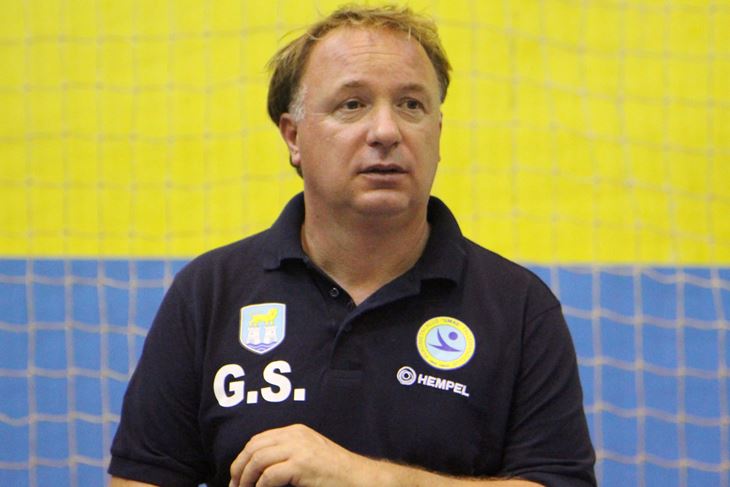 SVE SU KARTE NA STOLU - Goran Sinčić (Snimio Mijat Gavran)