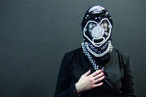 Dragana Sapanjoš - Riot - Welcome, 2014 / still sa perfomancea / photo: Saška Mutić / courtesy: Dragana Sapanjoš