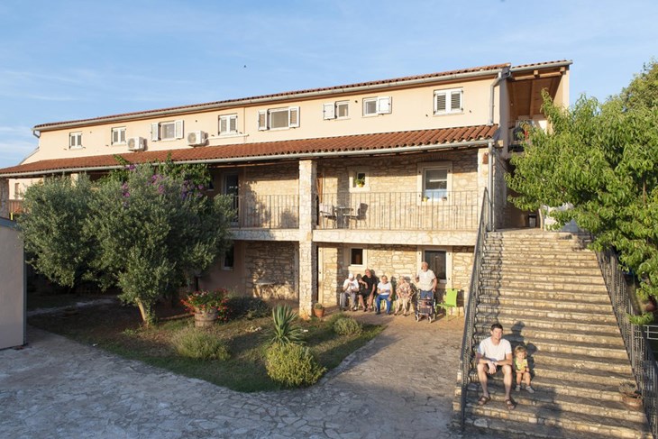 Villa Elisa 