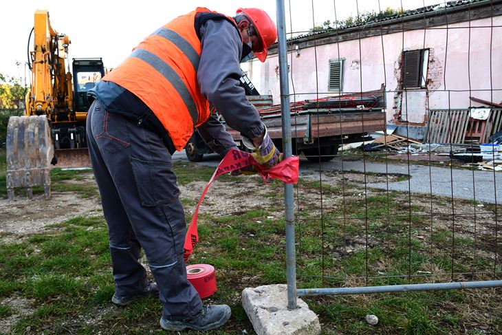 Rušenje romskog naselja u Puli (snimio M. MIJOŠEK)