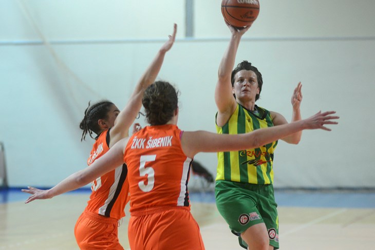 Ivana Đukić (D. ŠTIFANIĆ)