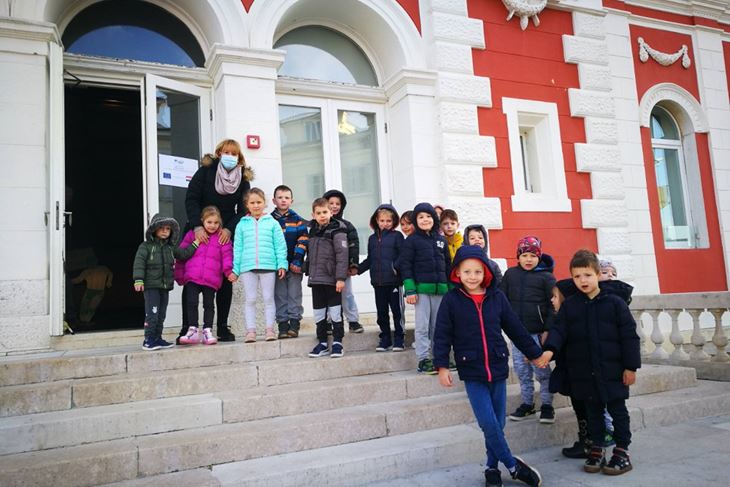 Kazališna predstava "Dobre navike" Teatra Naranča