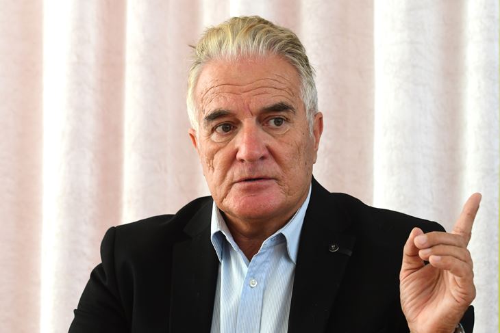 (M. MIJOŠEK)