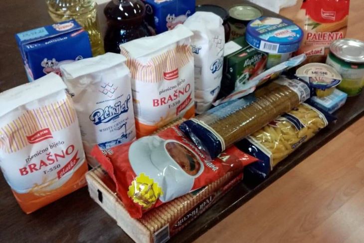 Mjesni odbor Stoja, donacije i poklon paketi za Božić
