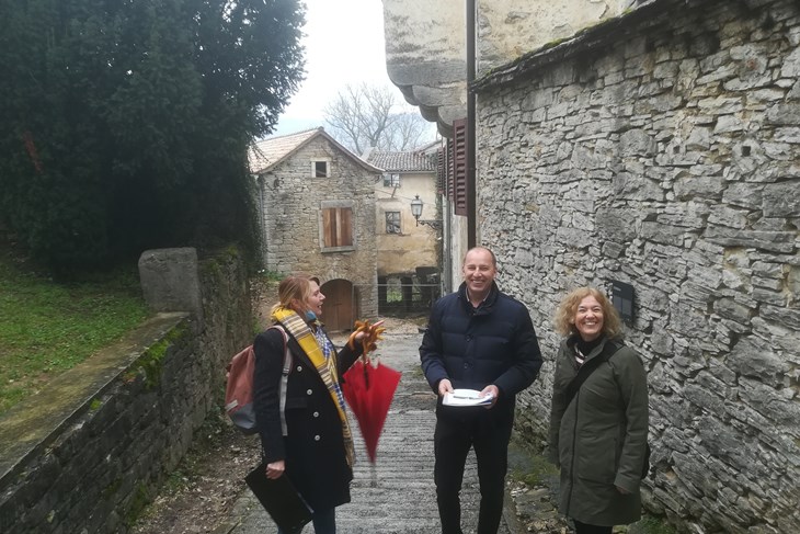 Nevija Srdoč, Renato Krulčić i Emina Svilar (Snimio Anđelo Dagostin)