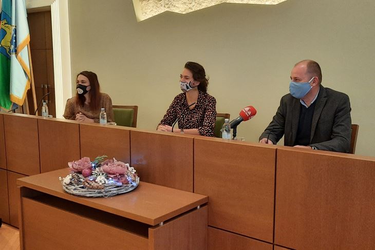 Aleksandra Lera, Neva Ljuština i Renato Krulčić