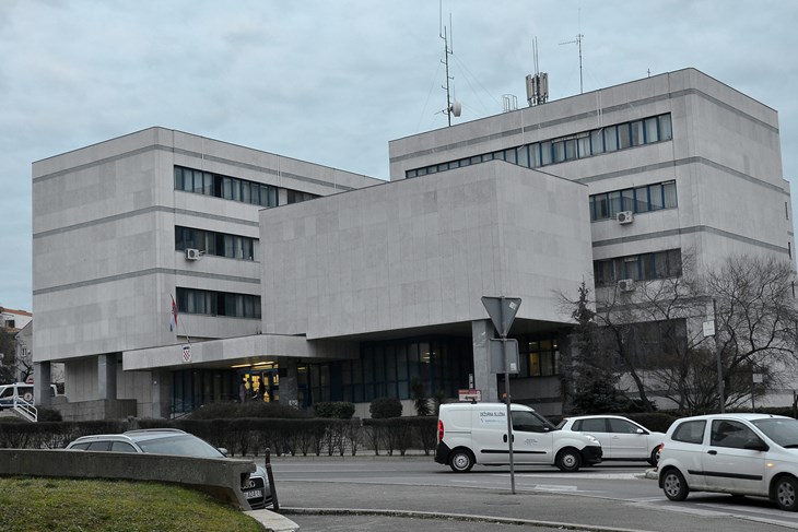 Zgrada PU istarske u Puli