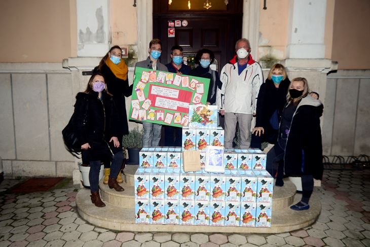 Facebook Puljani Humanitarci i djelatnici Doma