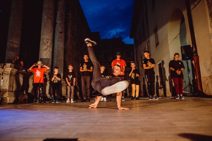 PULSKA ATRAKCIJA - Breakdance studio AB Original (Foto: Facebook)