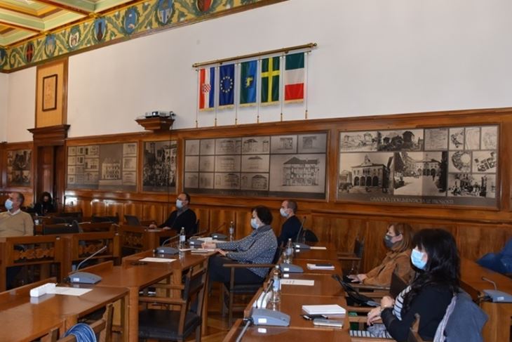 (foto Grad Pula)