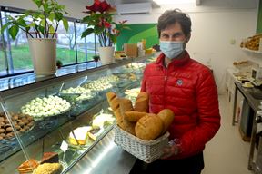 Vlasnik Delikatese Tina Saša Jovanović (Snimio Dejan Štifanić)