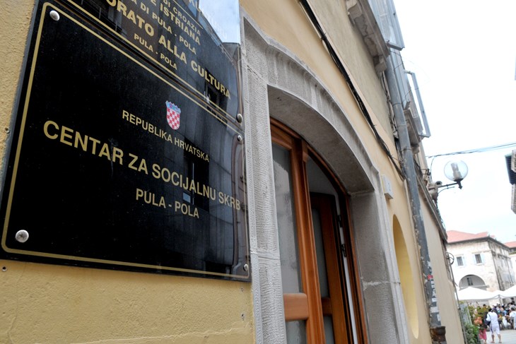 Pulski Centar za socijalnu skrb (Arhiva)
