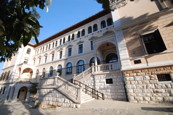 Talijanska škola