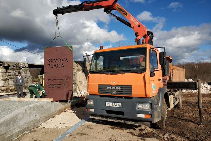 Krvova placa Labin (snimio B. Biočić)
