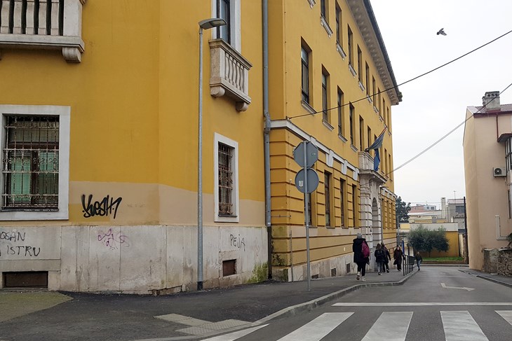 Gimnazija Pula (Snimio Amir Musemić)