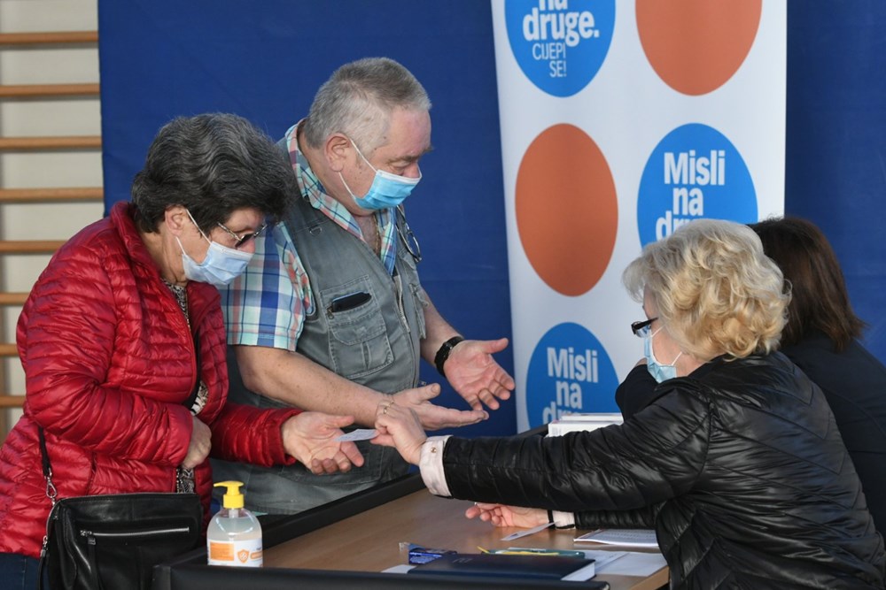 Masovno cijepljenje u Puli (snimio M. MIJOŠEK)