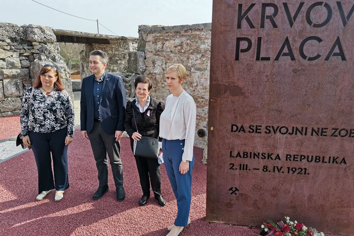Laureati i dogradonačelnica (Snimio Branko Biočić)