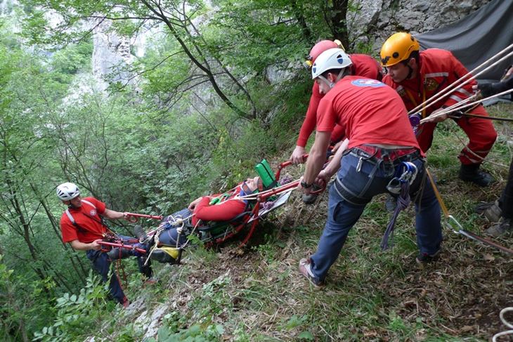 Istarski HGSS-ovci u jednoj akcija (Foto HGSS stanica Istra)