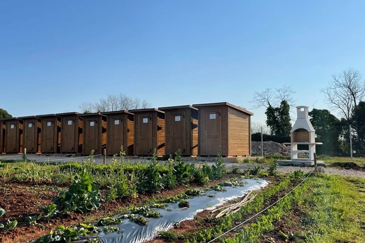 Novouređena zona za piknik i roštiljanje