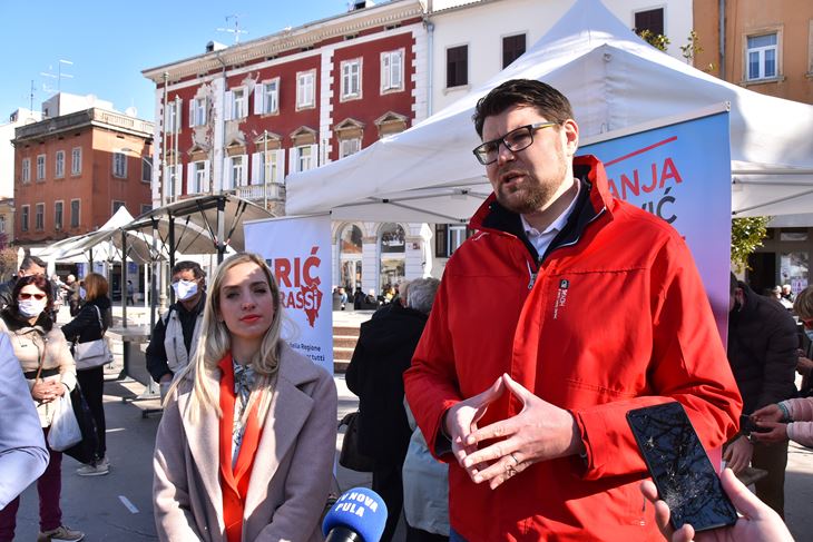 Sanja Radolović i Peđa Grbin (snimio D. MARUŠIĆ ČIČI)