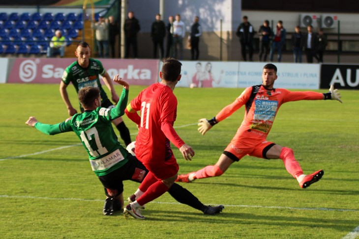 NEDOSTAJALI SU SAMO POGOTCI - Robert Dadić (17) i Tino Licul (Rudan), Ivan Bijelić (Novigrad, 11) i Marin Bulat (Snimio Mijat Gavran)