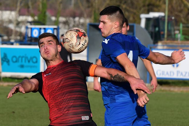 Bolje ne ovisiti o drugima - Ivan Rojnić (desno) (Snimio Milivoj Mijošek) 