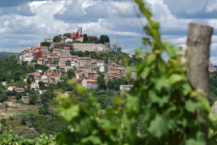 Panorama Motovuna (Snimio Goran Šebelić/CROPIX)