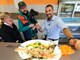 Voditelj ruskog gastro showa Federico Arnaldi s ekipom u Poreču (Snimio Milivoj Mijošek)