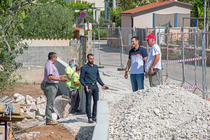 Novi gradonačelnik obilazio gradilišta