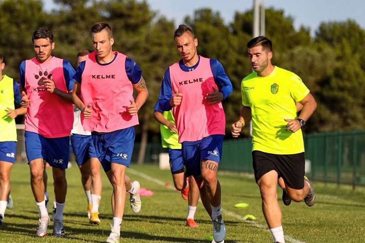 Frano Mlinar, Miroslav Iličić, Slavko Blagojević i kondicijski trener Jose Carlos Garcia (nkistra.com)