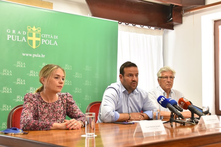 Ivona Močenić, Filip Zoričić i Bruno Cergnul (snimio D. MARUŠIĆ ČIČI)