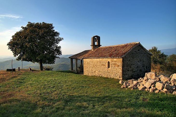 Crkva sv. Roka u Draguću