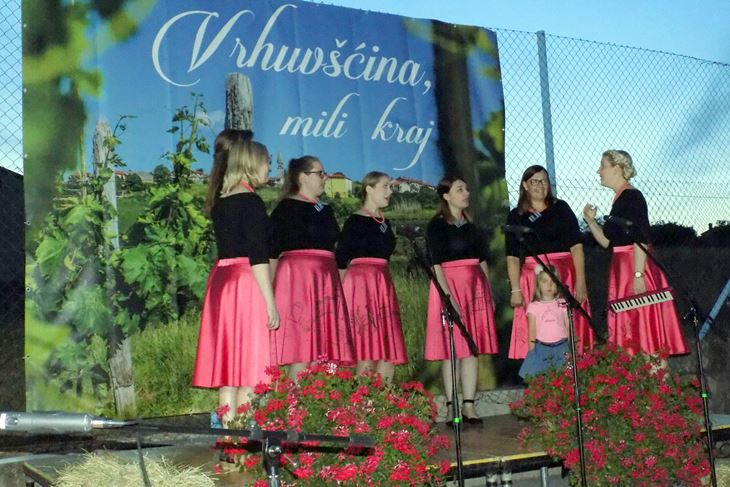 Vokalna skupina "Vetta" (G. ČALIĆ ŠVERKO)