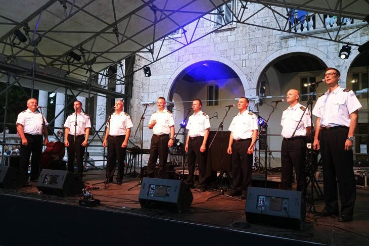 Koncert na Forumu  (snimio Dejan Štifanić)