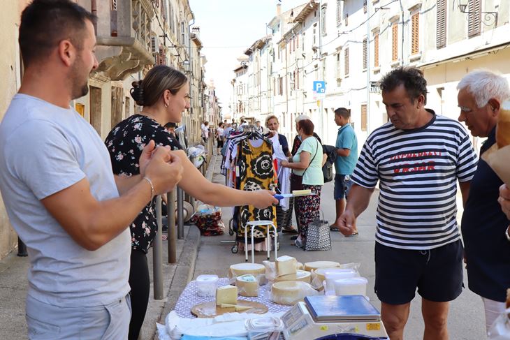 Više od 30-ak prodavača nije željelo sudjelovati na ovom sajmu