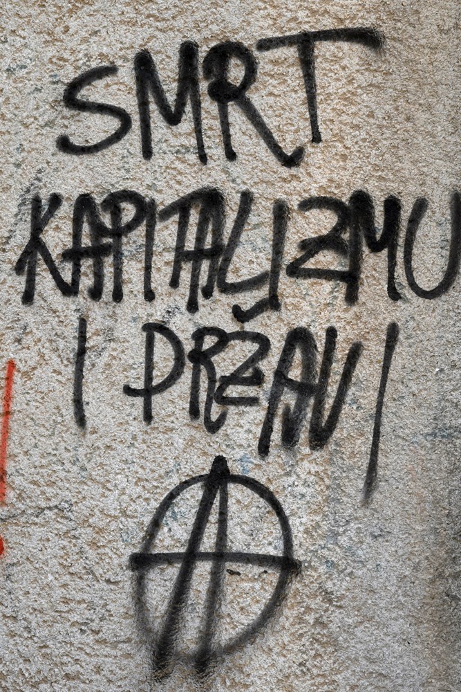 Grafiti u Puli (snimio M. MIJOŠEK)