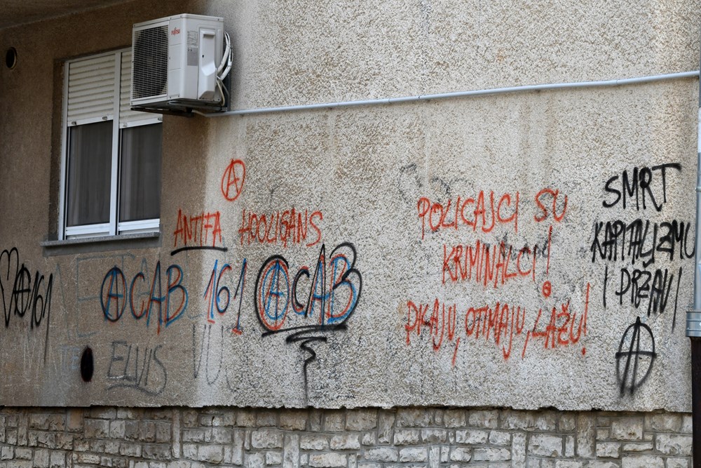 Grafiti u Puli (snimio M. MIJOŠEK)