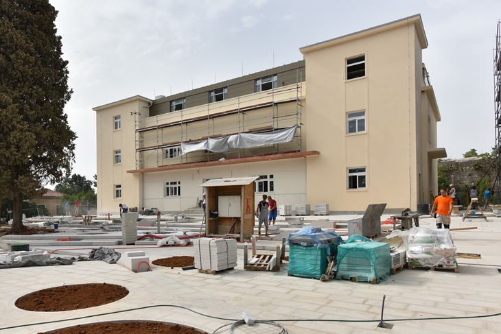 Stara bolnička praonica preuređena u studentski dom (Snimio Duško Marušić Čiči)