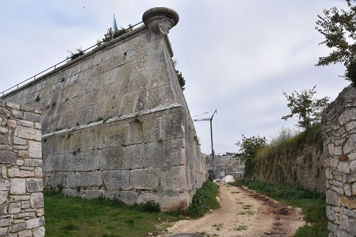 Kaštel (snimio D. MARUŠIĆ ČIČI)