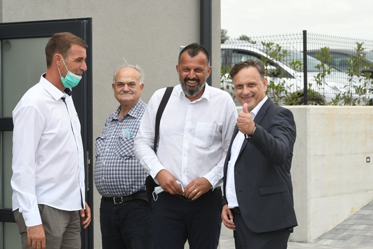 Mladen Grgeta i Anton Kliman (treći i četvrti s lijeva) 