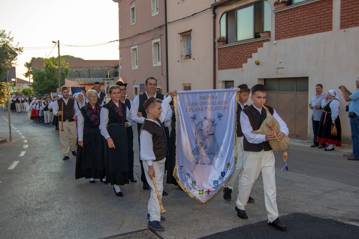 Folklor Puljstine