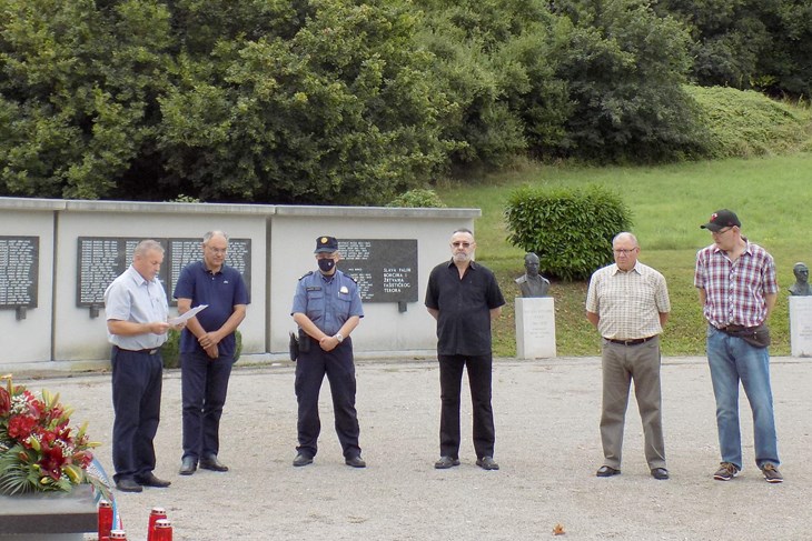 Komemoracija u buzetskom Spomen-parku (Snimila Gordana Čalić Šverko)