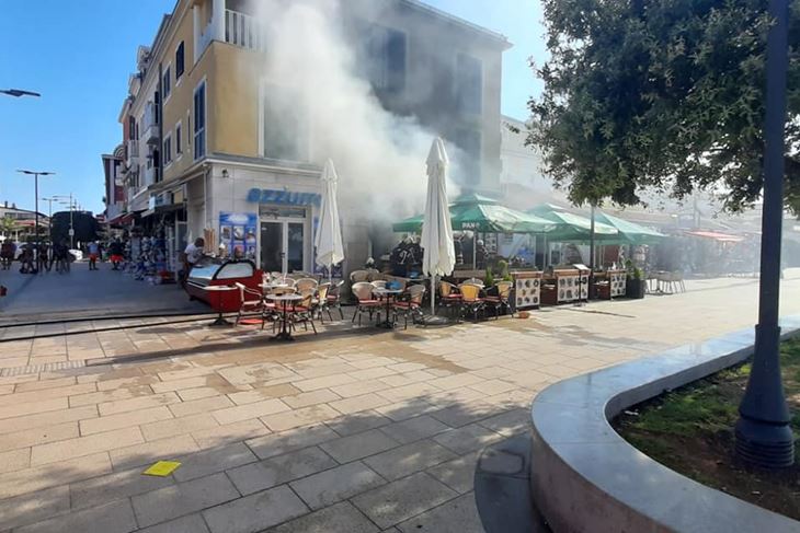 Požar u Umagu (foto vatrogasci Umag)