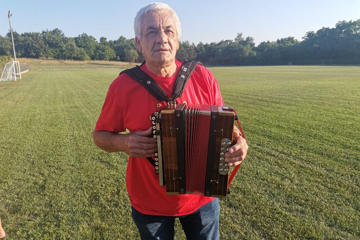 Franko Kalac i njegova harmonika triesxtina