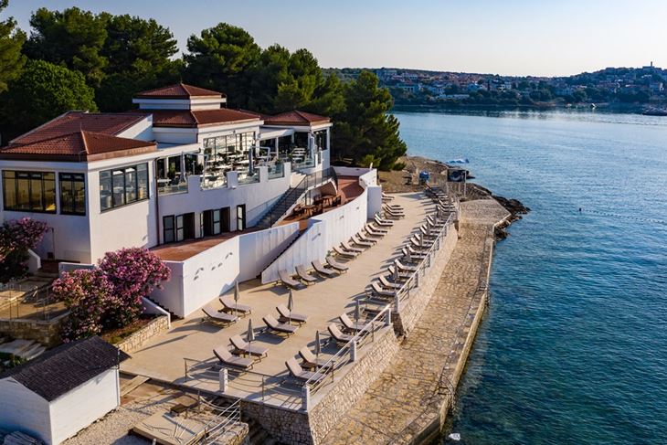 Restoran Yacht