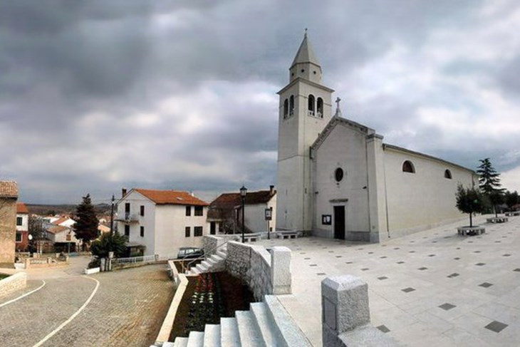 Crkva sv. Bernarda Funtana