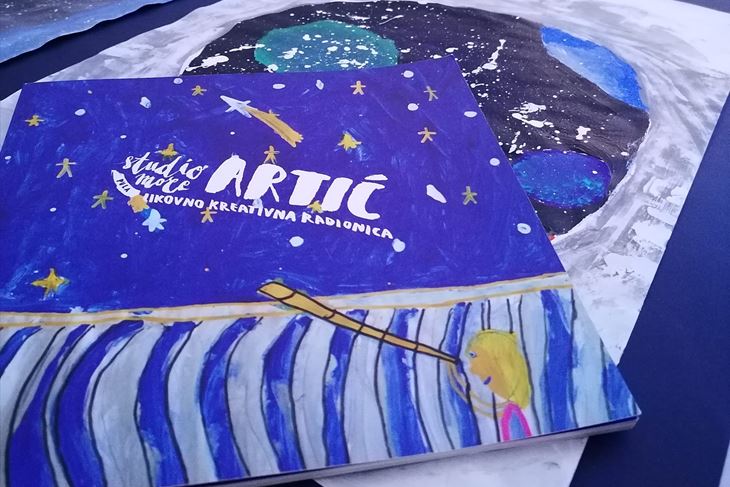 Artići, izložba
