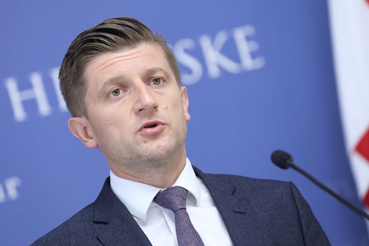 (EPA)