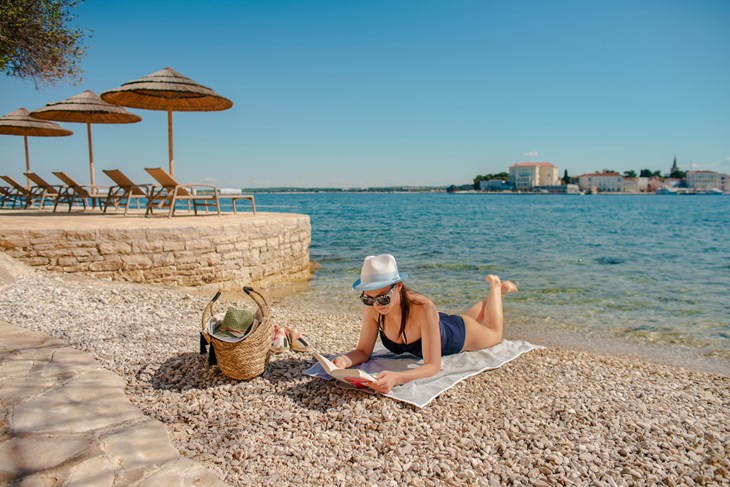 Uređena plaža gostima je važna koliko i kvalitetan smještaj Valamar Isabella Island Resort (TZ POREČ)