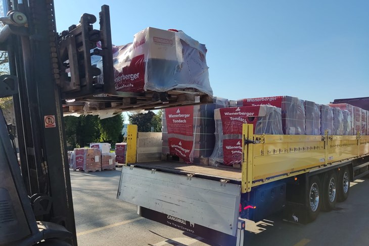 Wienerbergerov materijal iskrcava se u Baniji